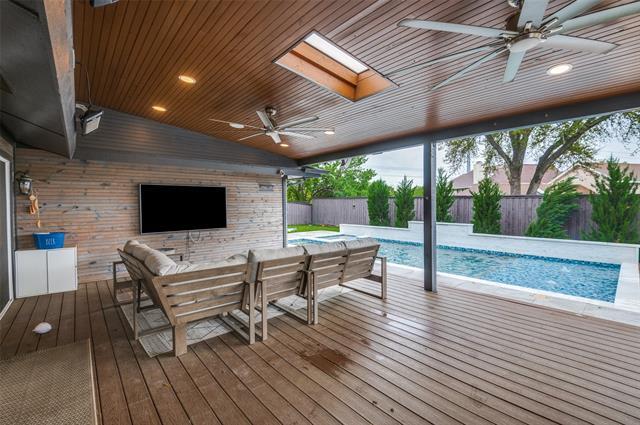 Building Photo - 6616 St Anne St