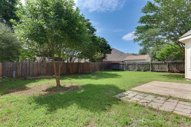 Building Photo - 1204 Stepp Bend