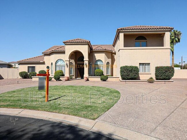 Building Photo - 10033 N 55th Pl