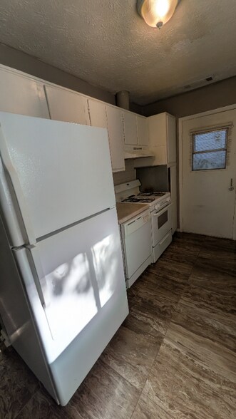 Building Photo - 1534 Spender Dr