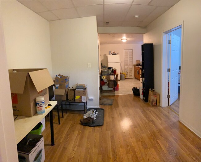 Building Photo - 254 W 31st St