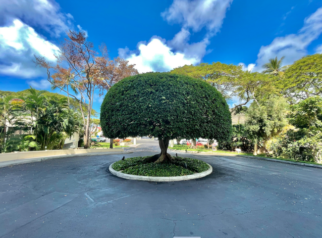 Building Photo - 6770 Hawaii Kai Dr