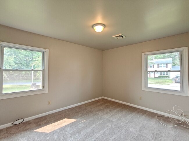 Building Photo - 45 Meribrook Cir
