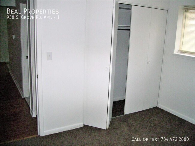 Building Photo - 938 S Grove St