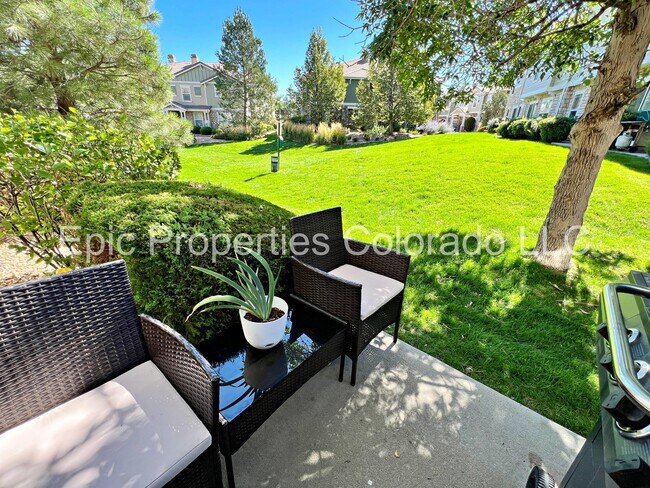 Building Photo - 12832 Mayfair Way