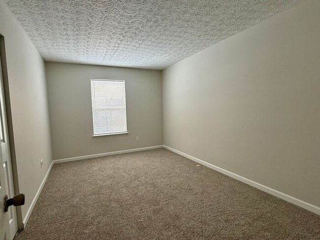 Building Photo - Newly Remodeled 3 Bed, 2.5 Bath in Pataskala