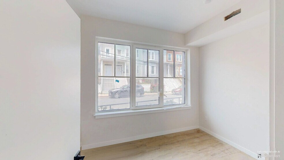 Building Photo - 24 Mt Pleasant St