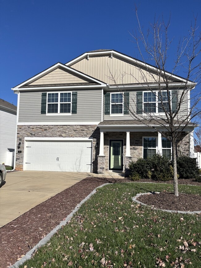 Building Photo - 145 Relict Dr