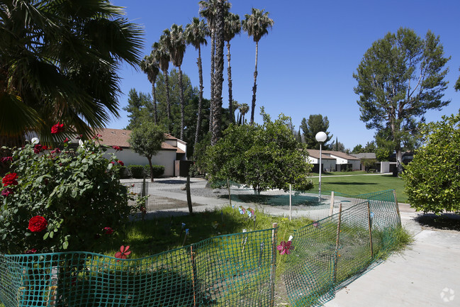 Gardening Plots - Villa Hemet