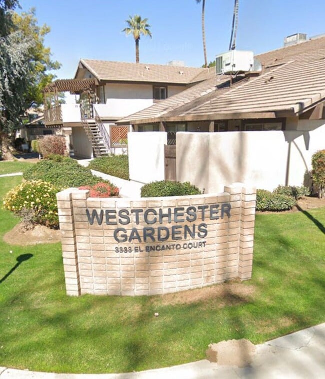 Building Photo - Westchester Area Condo W/Garage  AVAILABLE NOW!