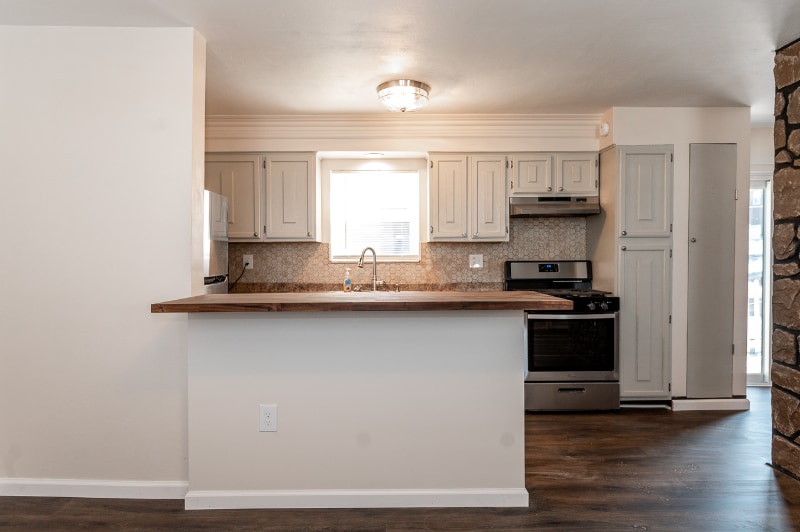 Building Photo - 217 Kaercher St