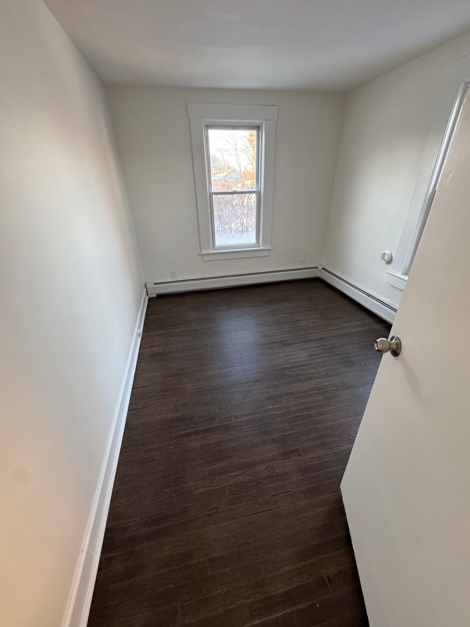 Building Photo - 7 Somers St