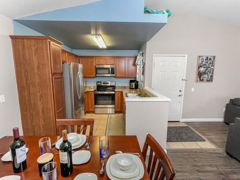 Building Photo - 12191 Cuyamaca College Dr E