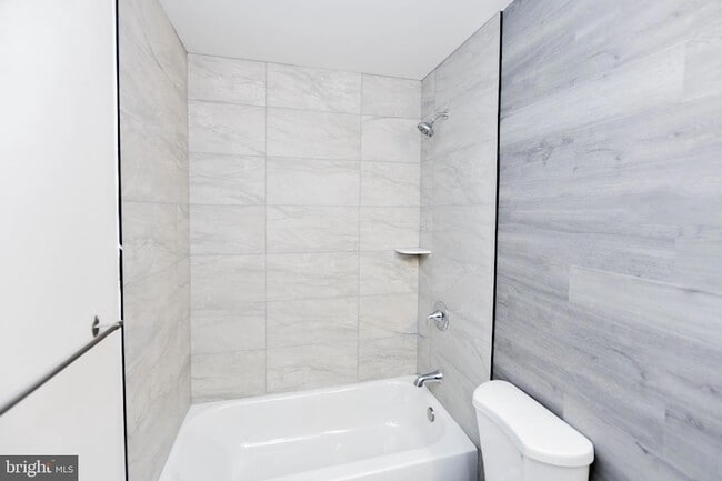 Building Photo - 4624 Governor Kent Ct