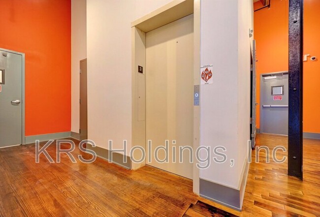 Building Photo - Weatherly Lofts