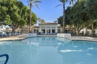 Building Photo - Haven at Towne Center