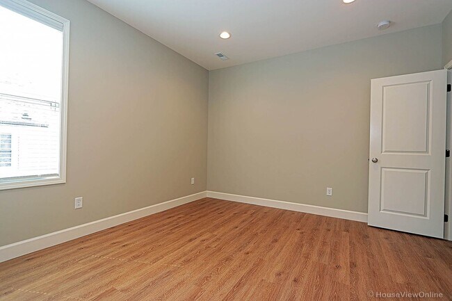 Building Photo - 1735 Dunklin St