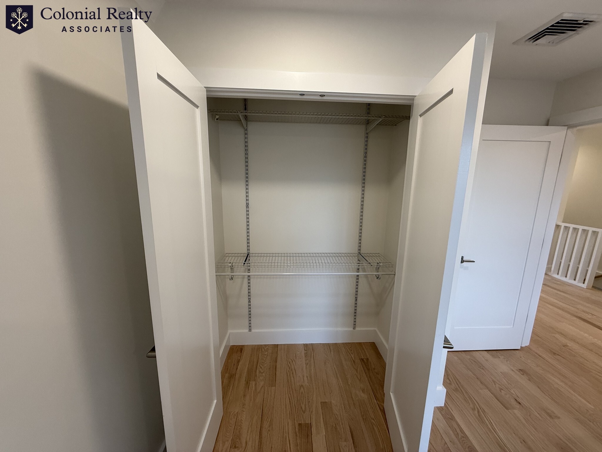 Building Photo - 69 Elm St