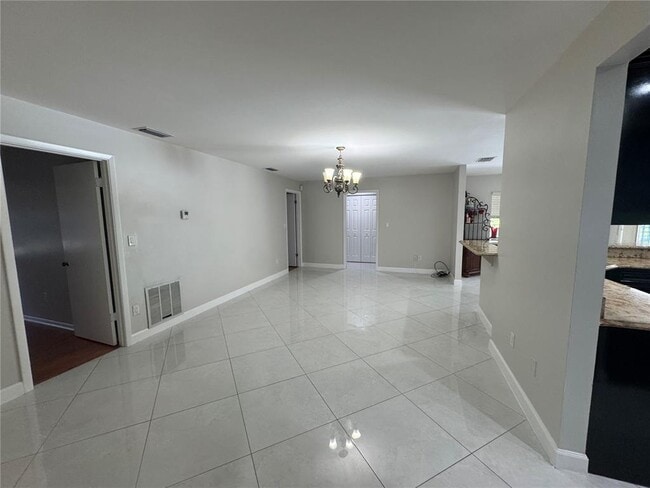 Building Photo - 120 Annwood Rd