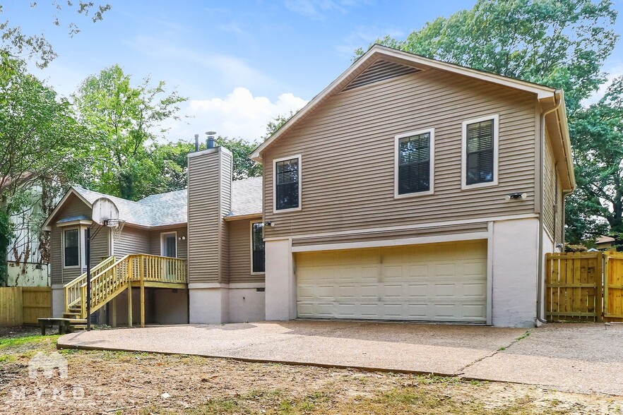 Building Photo - 2234 Burlingate Dr