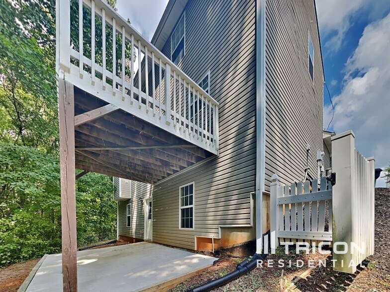 Building Photo - 286 Greystone Pkwy