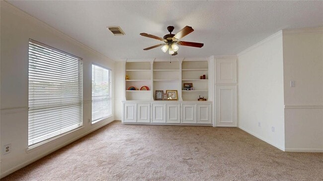 Building Photo - 14919 Forest Trails Dr