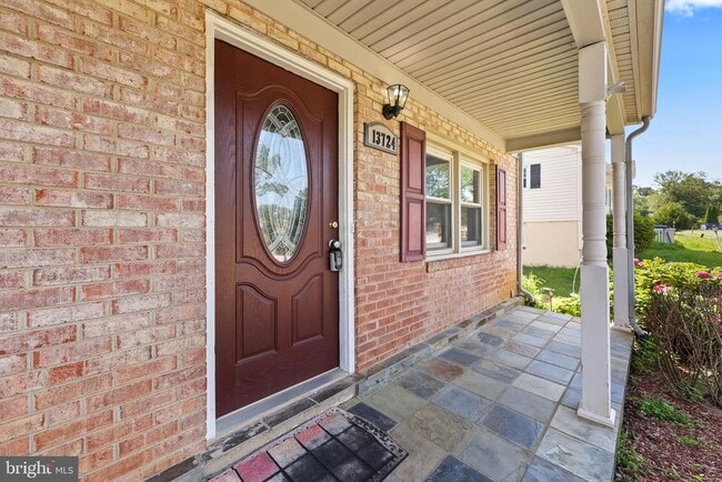 Building Photo - 13724 Lynhurst Dr