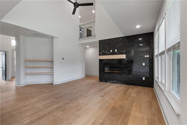 Building Photo - 1081 Whistler St