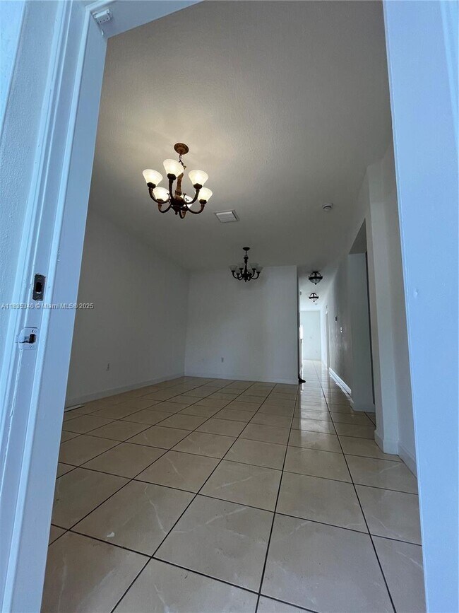 Building Photo - 8320 SW 150th Ave