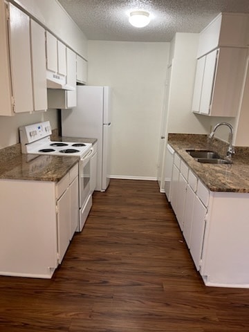 Building Photo - Available now. END 4PLEX TOWNHOME, 2 BR/1....