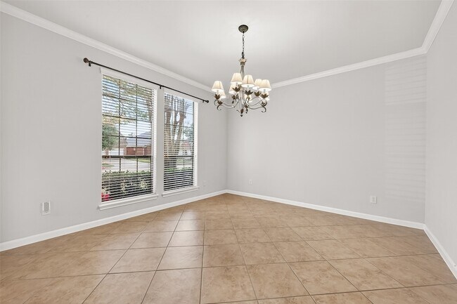 Building Photo - 8858 Distant Woods Dr