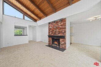 Building Photo - 1340 S Beverly Glen Blvd