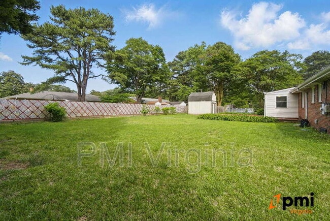 Building Photo - 4012 Nina Dr