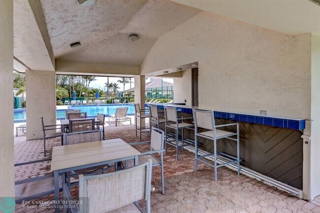 Building Photo - 300 Ocean Trail Way