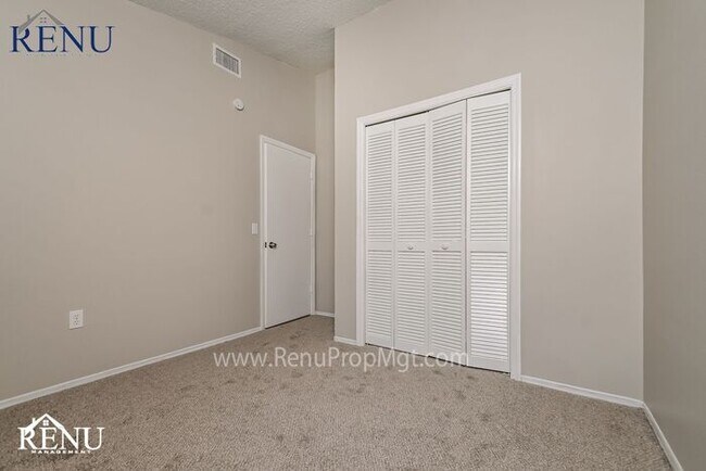 Building Photo - This home is available for NO CONTACT show...