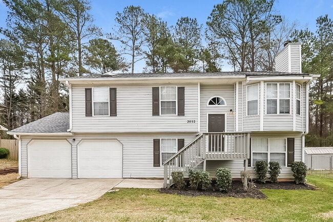 Building Photo - 2032 Lown Farm Ln