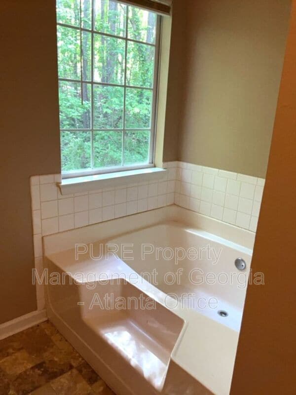 Building Photo - 2447 Reeves Creek Rd