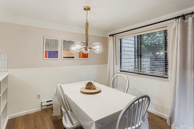 Building Photo - 77 Galen St