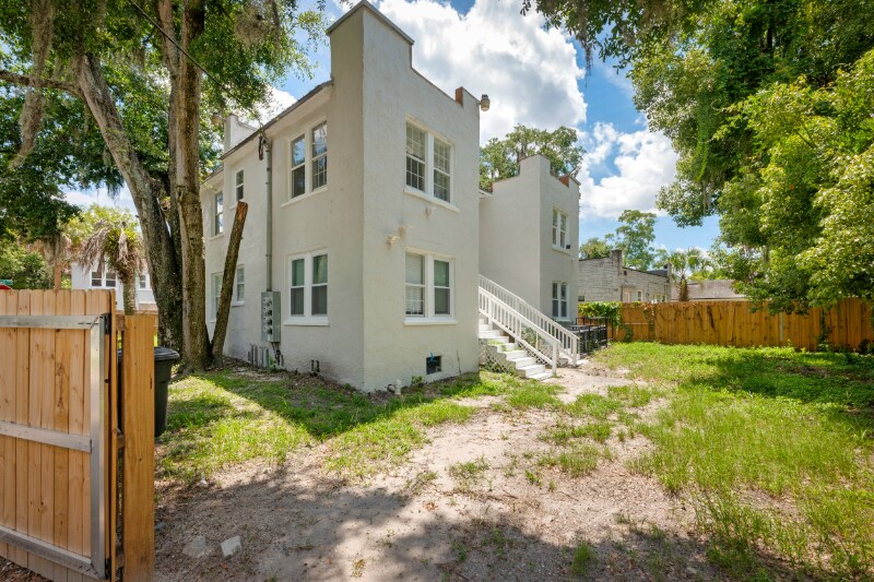 Building Photo - 3524 Boulevard St
