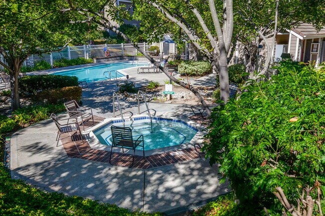 Building Photo - 1083 Shadowridge Dr