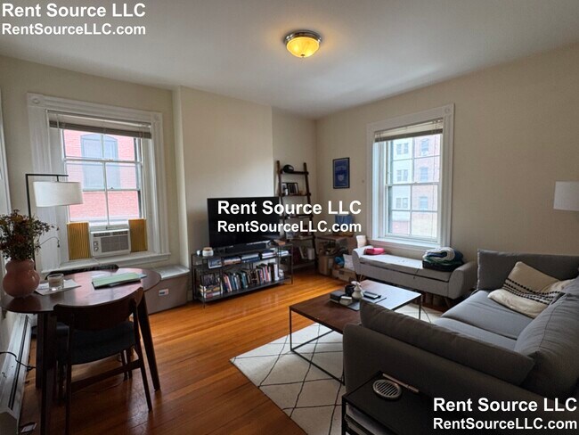 Primary Photo - 23 Ware St