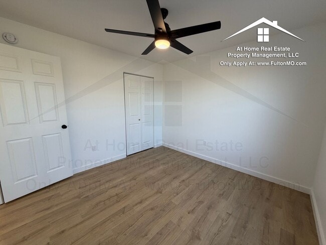 Building Photo - 508 E 8th St