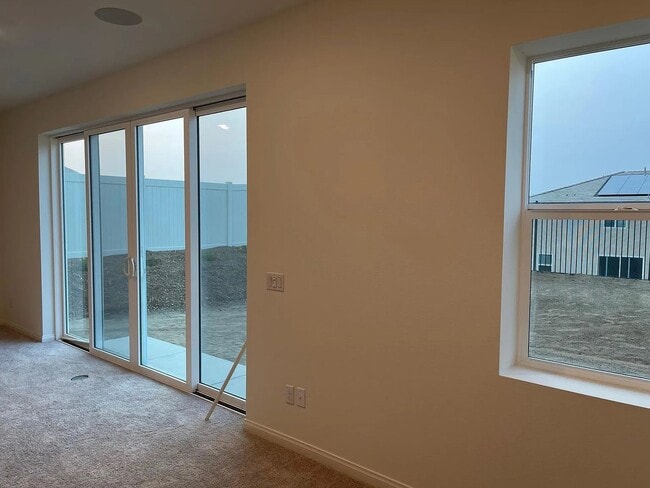 Building Photo - 8277 Country Mile Ln