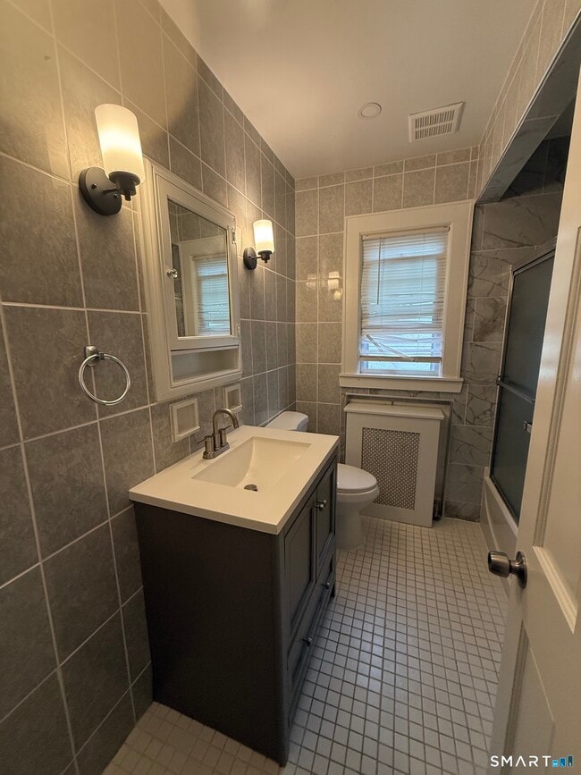 Building Photo - 293 Beechmont Ave