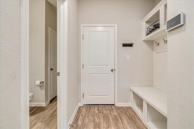 Building Photo - 787 Lone Peak Wy