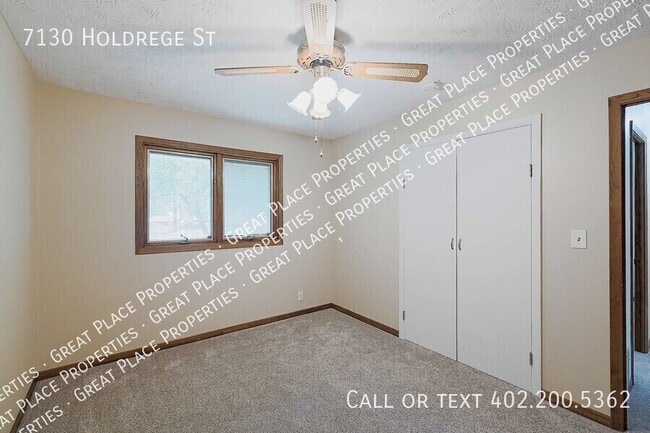 Building Photo - 7130 Holdrege St