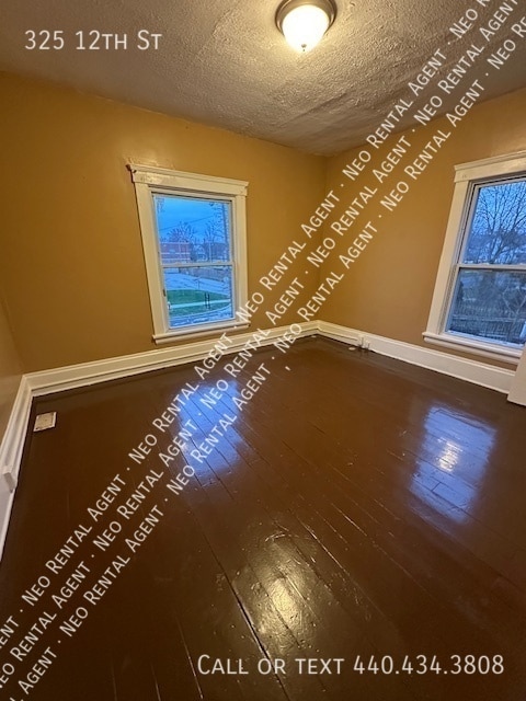 Building Photo - 325 12th St