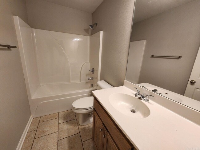 Building Photo - 3553 Terrace Hill Ct