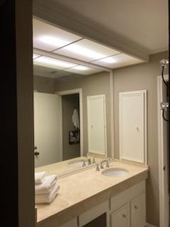 Building Photo - 155 World of Tennis Sq