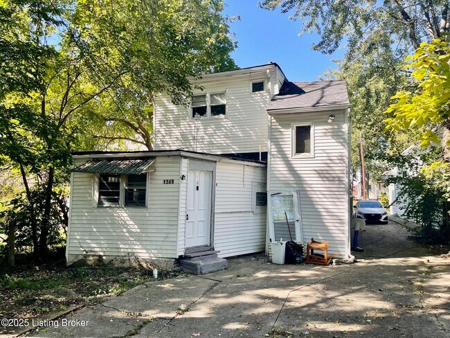 Building Photo - 1349 Olive St